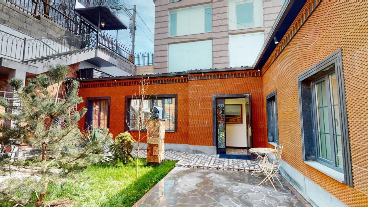 Aspar Boutique Hotel エレバン エクステリア 写真